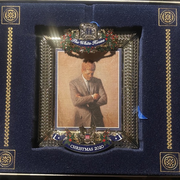 Christmas 2020 Ornament - Gold - Picture 1 of 4